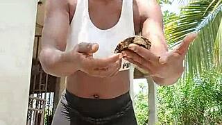 Crazybitch's tight pussy gapes wildly after fan's tortoise gift