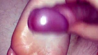 gf's soft feet get footjob cumshot while i jerk off 😘👣💦