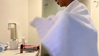 Behind the Scenes: Big Booty Mexican Milf Ely Marquez Interviews with Andres Acosta