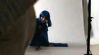 Public Teen Cosplay Raven Teases Amateurs in Outdoor Costumes