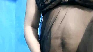 Hijab Teacher Flaunts Her Big Sexy Pussy