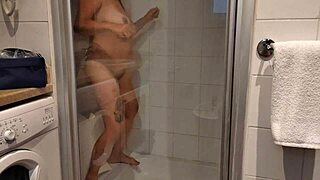 Tanned babe poses in Sharm El Sheikh hotel bathroom