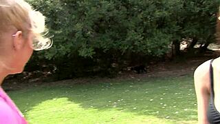 Lesbians Crave Wet Pussy Licking Partners Now