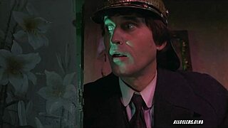 halina kowalska bares her big tits in sanatorium