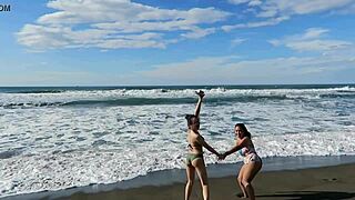 Upskirt Flashes Expose Nude Secrets in Steamy Casting Interview