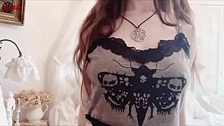 hey, don't my perfect natural tits scream for a hot titjob?