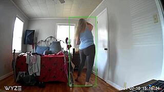 hidden cam WATCHES mature babe home from shopping try on clothes and masturbate hard