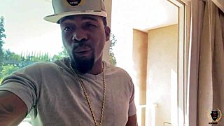 I love feeling Rome Major's thick cum dripping out of Yum the Boss after he fills her deep in bed