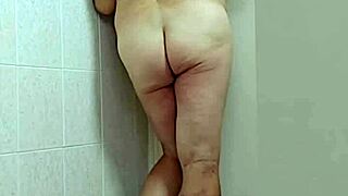 Zea812's Sexy Transsexual Barefoot Ass Crossdressing Home Update