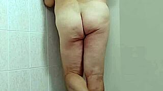 Zea812's Sexy Transsexual Barefoot Ass Crossdressing Home Update