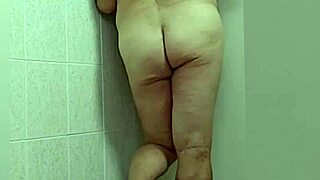 Zea812's Sexy Transsexual Barefoot Ass Crossdressing Home Update