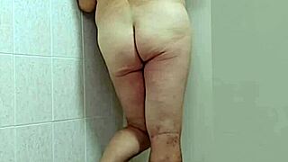 Zea812's Sexy Transsexual Barefoot Ass Crossdressing Home Update