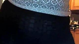 hey check my massive booty shaking wildly while I dance seductively