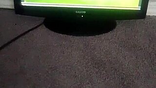 i love taking long refreshing showers in my spyro 3 bathroom setup