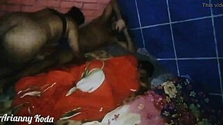 fudendo com leo ogro do lado da tia chubby tits bouncing 😈🍆