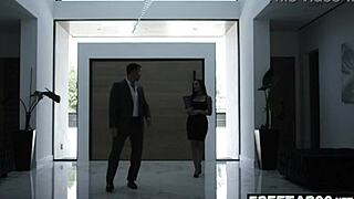 Vanna bardot craves creampie from her horny lawyer deep