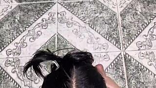 mi cuñada... uh le gusta las folladas en cocina con ass grande