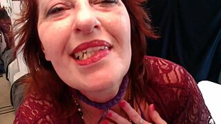 dawnskye1962 smears lipstick cig-style in retro dirty talk solo