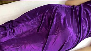 Neighbor's massive ass tempts for secret pounding