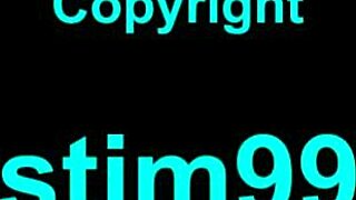 지친 밀프 자궁 깊숙이 엔도스코프 검사로 보지 들여다봄