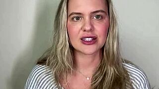 Wisconsin tiff bares big tits ass backstage