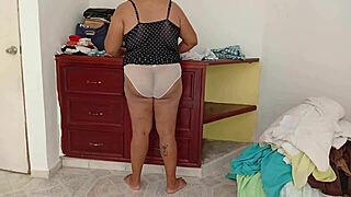 Hey chubby voyeur babe, why fold clothes so curvy and tempting?