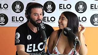 ¡Verito Aguas Enciende El Cuarto con Picante en México!