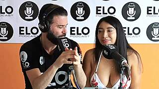 ¡Verito Aguas Enciende El Cuarto con Picante en México!