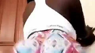 Meet Sexy Anita Up Close