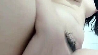 vỢ IU THỦ DÂM wildly in vietnamese passion