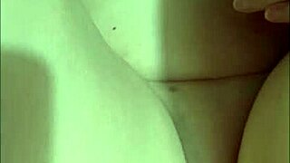 Intriguing Housewife Drenches in Wet Squirting Orgasm Playtime Frenzy