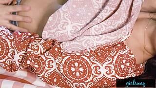 kristen scott fantasizing girls pussy fingering solo masturbation lesbian dream?