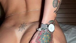 brasiloirinha's round ass homemade massive anal