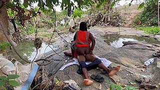 Chubby Outdoor Ass Worship Backstage Frenzy