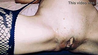 Amateur homemade wife delivers pov deepthroat blowjob anal pounding