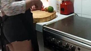 hey watch this curvy milf rub her juicy pussy while cooking dinner