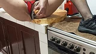 hey watch this curvy milf rub her juicy pussy while cooking dinner