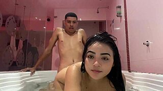 divorced pornstar hunts warehouse hunk for hot fuck