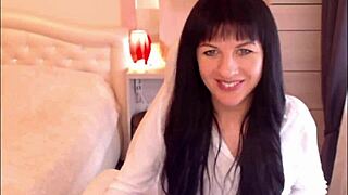 helga muah, tease those small tits in sexy strip?