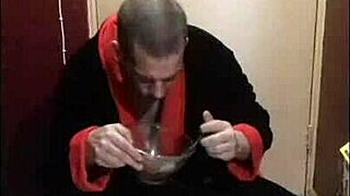 Bisexual Guy Gulps Piss-Soaked Coco Pops Cum Breakfast