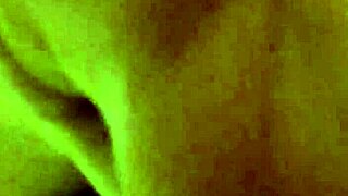 Pregnant milf creams heavily while soaking wet inside