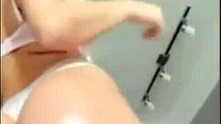 Latina Stripper Shakes Huge Ass And Big Booty Seductively