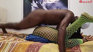 hot ex girlfriend makeup sex explodes wet and wild!