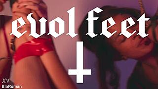 Marilous' Feet Steal the Fetish Spotlight