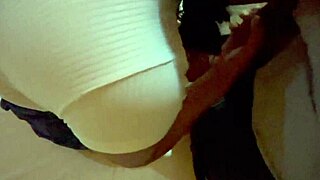 Street Vendor's Steamy Hotel Tryst Hidden Camera