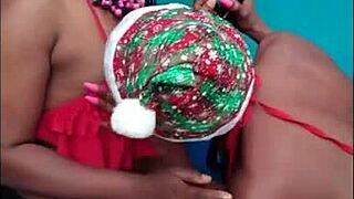 Christmas lesbians meet female Santa, scissoring till she squirts wildly