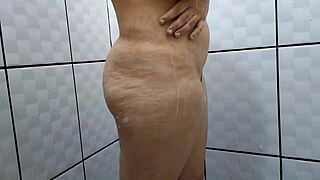 bailey quinn baths her juicy latina curves wet pussy lips glistening big ass on display