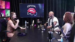 tati weg chats dirty on sensualcast with lingerie vibes 😘🔥