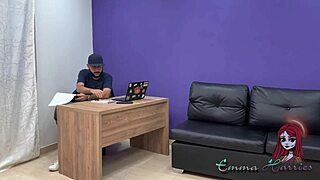 i let boss pound my slutty pussy to escape office early