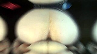 wanna watch this 50yo milf's pussy get licked till she moans crazy?